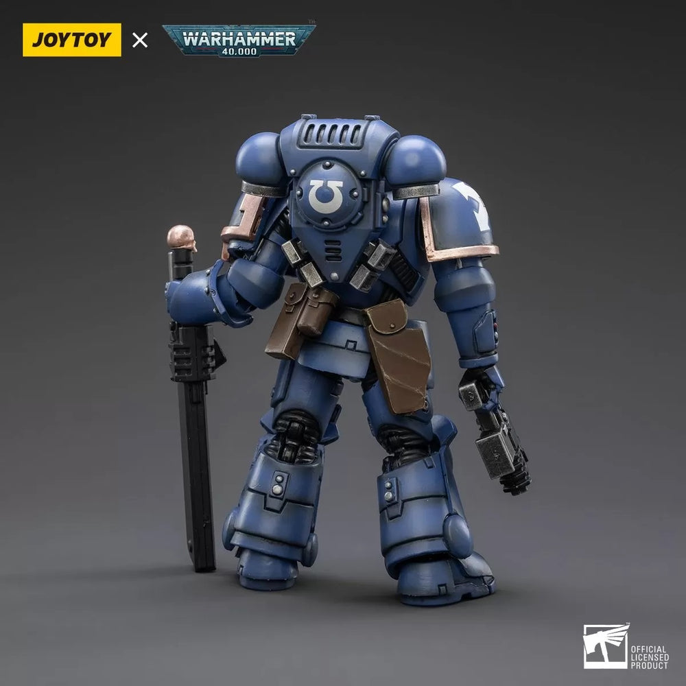 Warhammer Collectibles 1/18 Scale Space Marines Ultramarines Outriders Brother Catonus