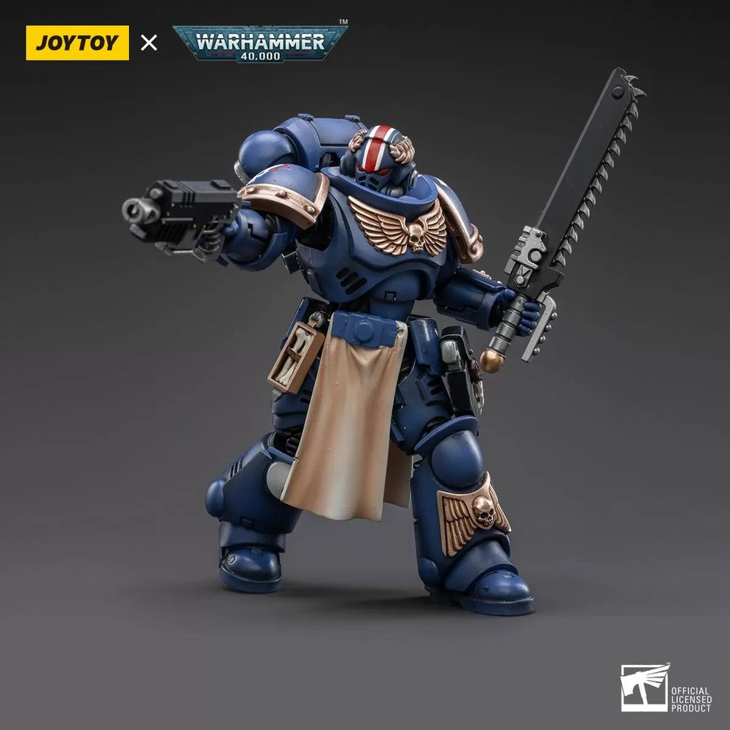 Warhammer Collectibles 1/18 Scale Ultramarines Primaris Lieutenant Horatius